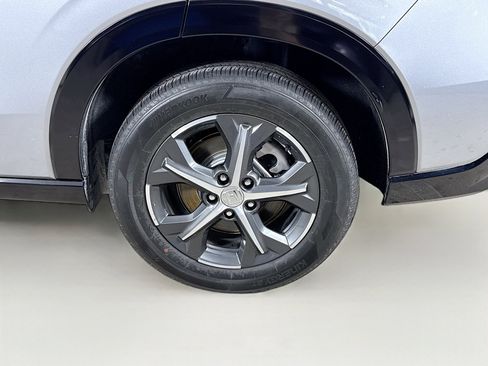 Certified 2025 Honda HR-V EX-L image 37