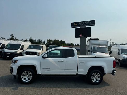 Used 2022 Chevrolet Colorado LT w/ Fleet Safety Package RWD image 3