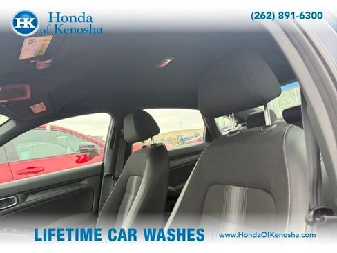Used 2025 Honda Civic Sport image 6