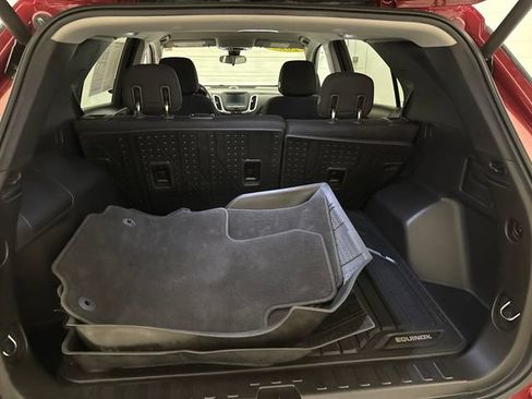 Used 2020 Chevrolet Equinox LT AWD/4WD image 26