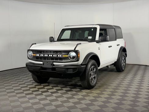 Used 2025 Ford Bronco Big Bend image 3