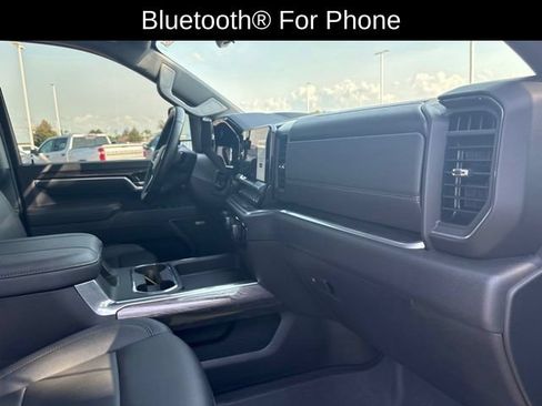Certified 2025 Chevrolet Silverado 2500 LTZ w/ LTZ Premium Package AWD/4WD image 23