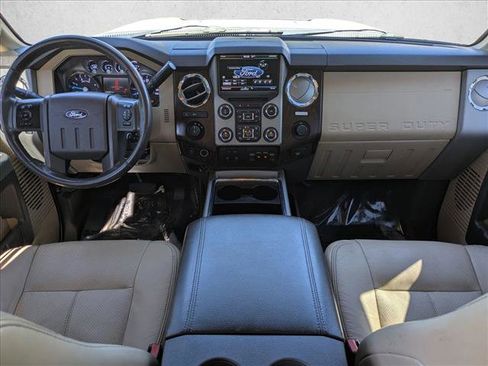 Used 2015 Ford F250 Lariat w/ Chrome Package image 16