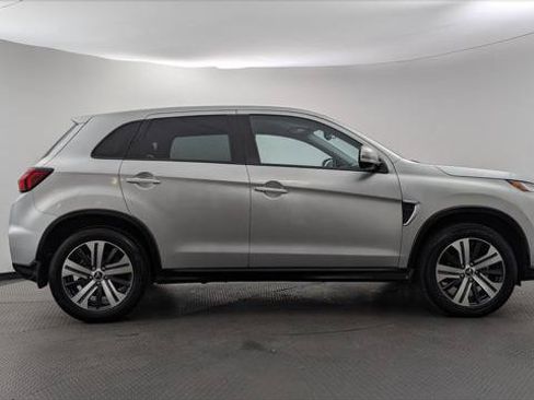 Used 2024 Mitsubishi Outlander Sport SE AWD/4WD image 6