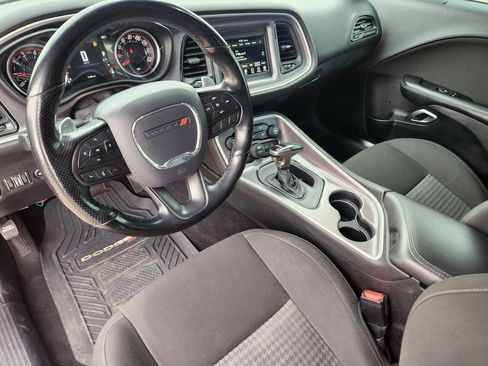 Used 2020 Dodge Challenger R/T image 20