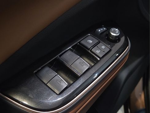 New 2026 Toyota Crown Signia AWD/4WD image 19
