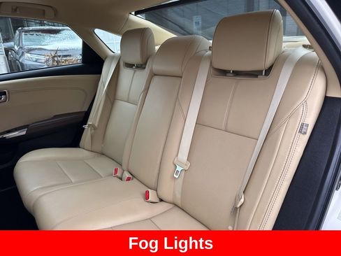 Used 2014 Toyota Avalon Limited image 16