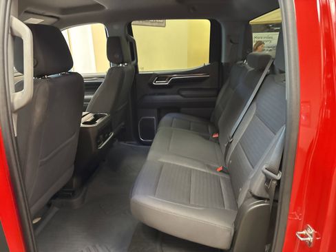 Used 2022 Chevrolet Silverado 1500 RST AWD/4WD image 25