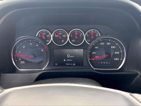 Used 2023 Chevrolet Silverado 2500 LT AWD/4WD image 26