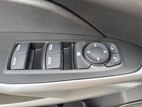 New 2026 Chevrolet Trax LS w/ LS Convenience Package image 18