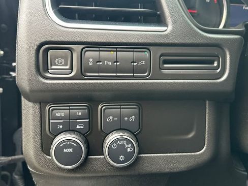 Used 2021 Chevrolet Tahoe RST AWD/4WD image 25