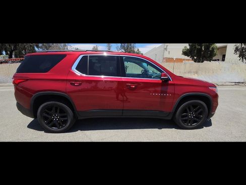 Used 2020 Chevrolet Traverse LT FWD image 9