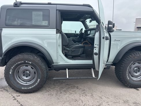 Used 2022 Ford Bronco Badlands image 7