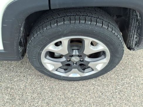 Used 2019 Jeep Compass Limited image 5