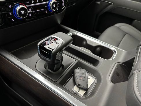 New 2025 GMC Sierra 1500 SLT w/ SLT Premium Plus Package image 30