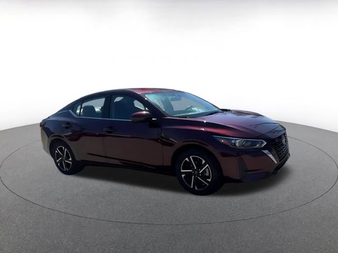 Used 2025 Nissan Sentra SV FWD image 2