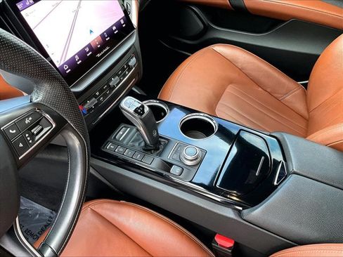 Used 2022 Maserati Ghibli Modena RWD image 15