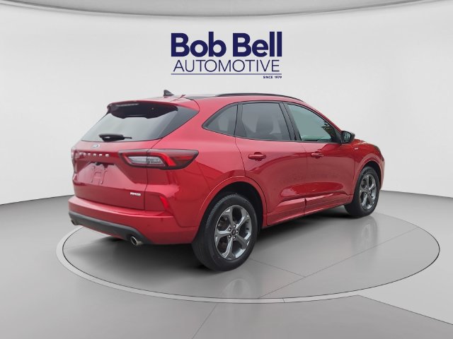 Certified 2023 Ford Escape ST-Line w/ Tech Pack #1 AWD/4WD image 5