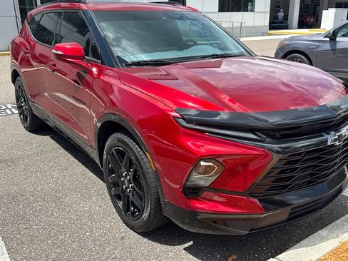 Used 2023 Chevrolet Blazer RS FWD image 3