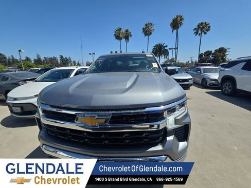 Used 2025 Chevrolet Silverado 1500 LT AWD/4WD image 11