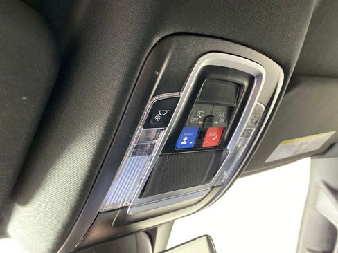 Used 2024 RAM 1500 Laramie image 22