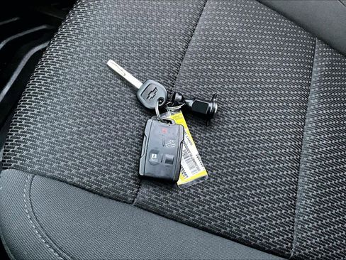 Used 2020 Chevrolet Silverado 1500 W/T w/ WT Fleet Convenience Package image 14