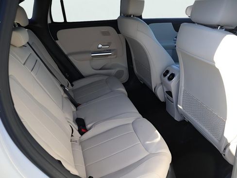 New 2026 Mercedes-Benz GLA 250 4MATIC image 18