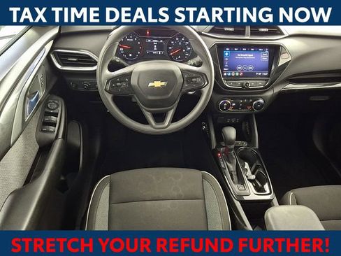 Used 2021 Chevrolet TrailBlazer LT w/ Convenience Package image 12