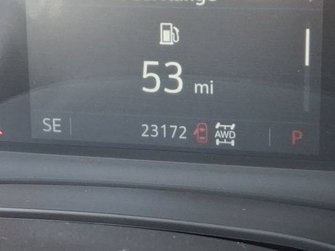 Used 2025 Cadillac XT5 Luxury w/ LPO, Floor Liner Package AWD/4WD image 18