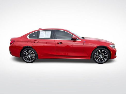 Used 2021 BMW 330i xDrive Sedan w/ Convenience Package image 2