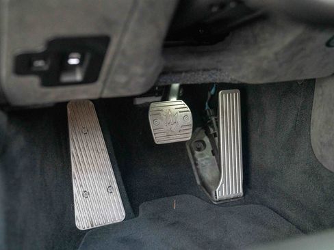 Used 2022 Maserati MC20 Coupe image 24