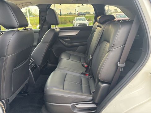 Used 2025 MAZDA CX-70 3.3 Turbo w/ Preferred Package image 17