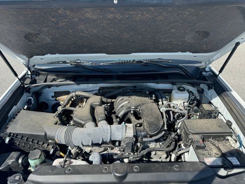 Used 2024 Toyota 4Runner SR5 image 23