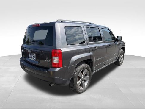 Used 2015 Jeep Patriot High Altitude FWD image 4