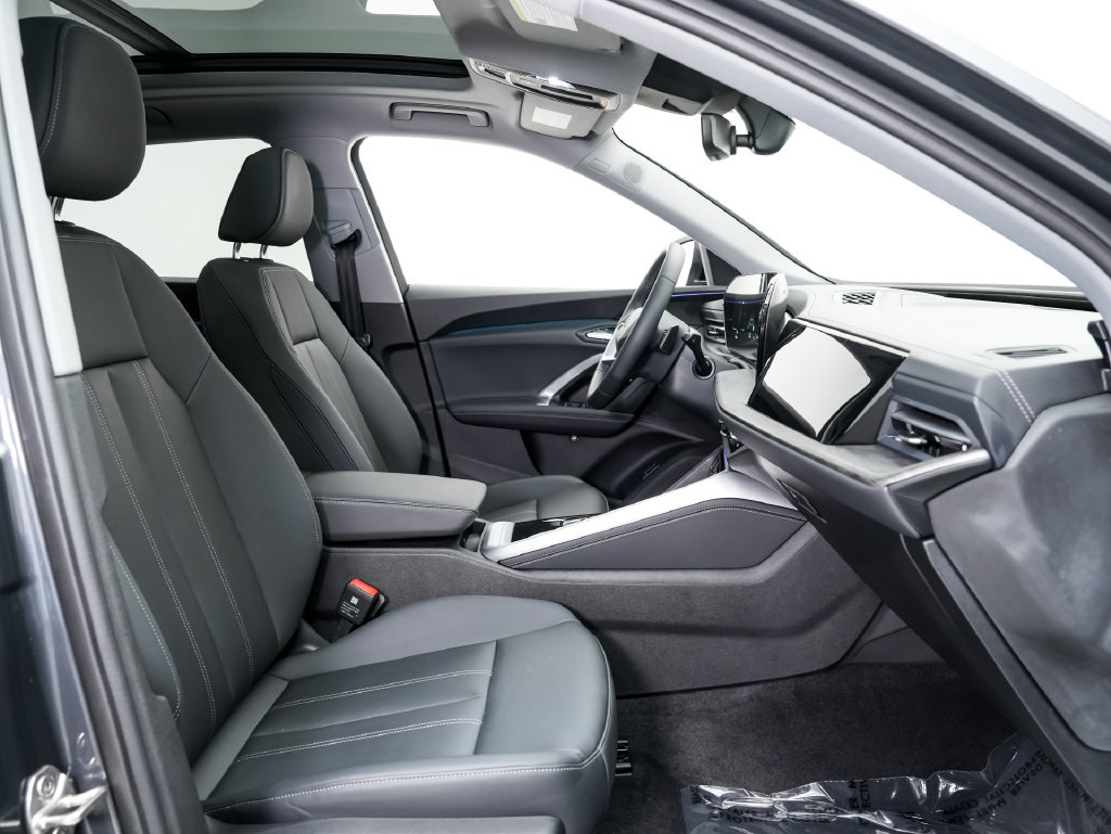 Used 2025 Audi Q5 Premium AWD/4WD image 21