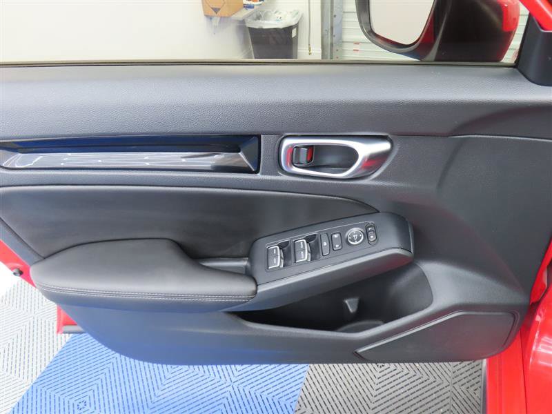 Used 2024 Honda Civic EX-L image 11