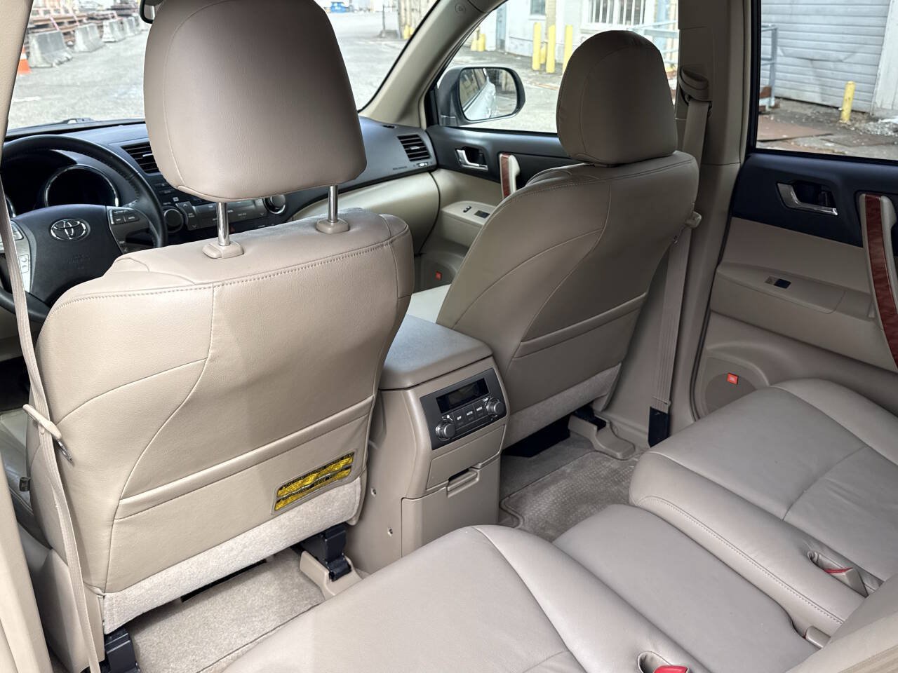 Used 2008 Toyota Highlander Limited AWD/4WD image 11