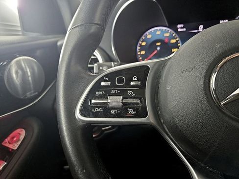 Used 2020 Mercedes-Benz GLC 300 image 23