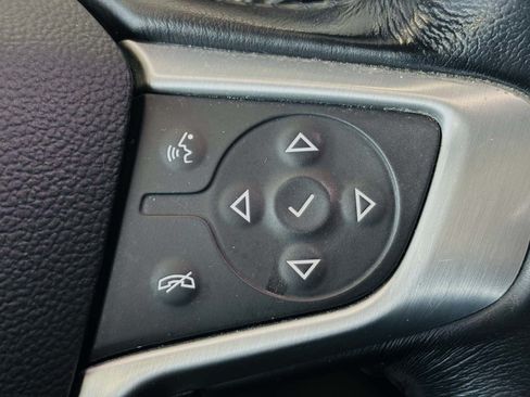 Used 2019 GMC Acadia SLE FWD image 53