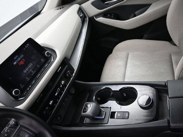 Used 2025 Nissan Rogue SV AWD/4WD image 20