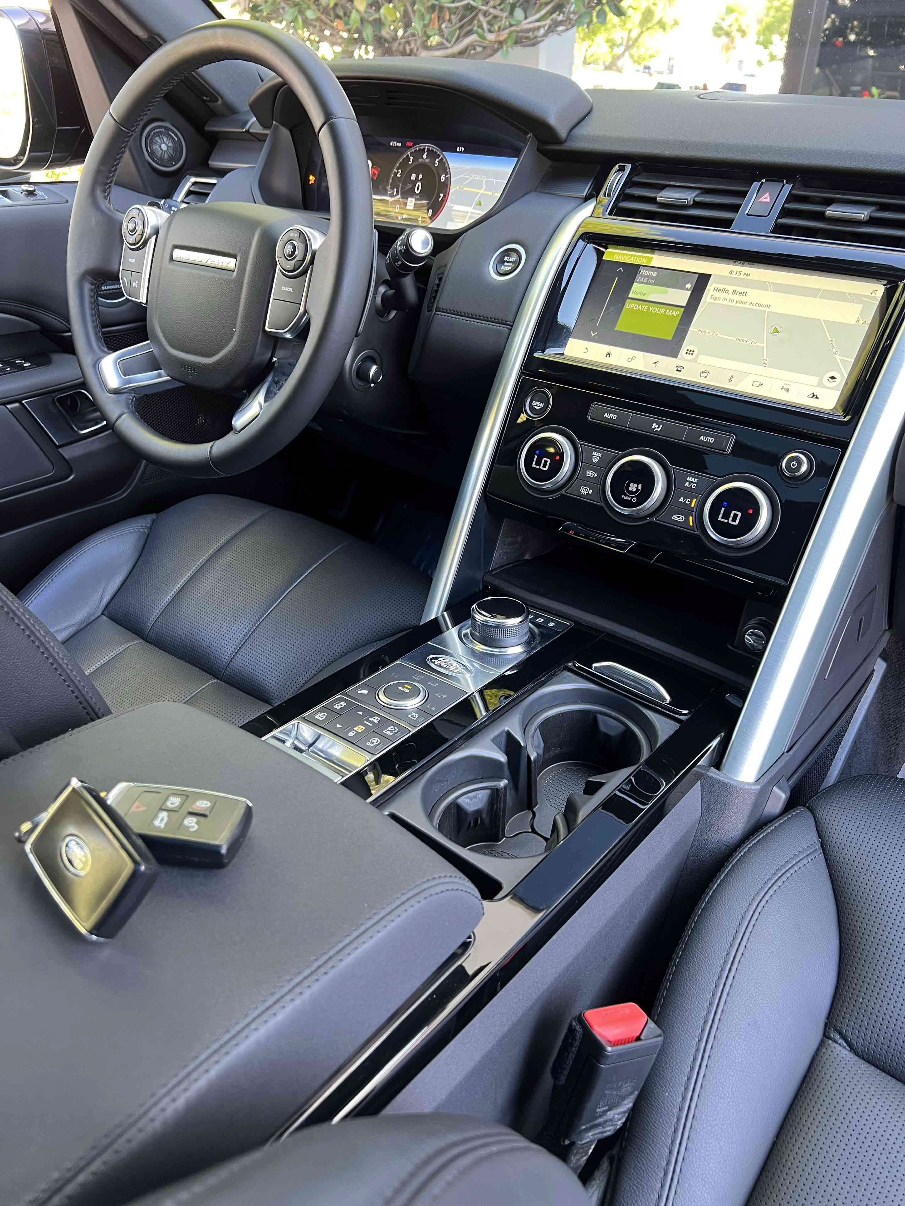 Used 2018 Land Rover Discovery HSE AWD/4WD image 44