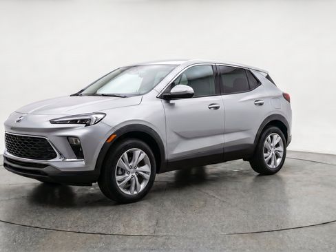 Used 2025 Buick Encore GX Preferred AWD/4WD image 3