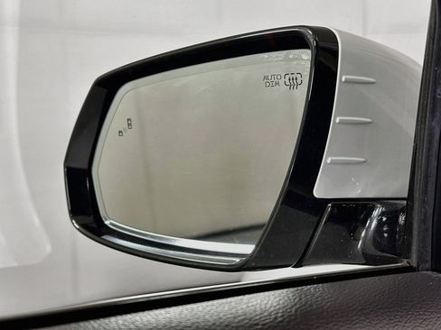 Used 2019 Genesis G80 3.8 RWD image 16
