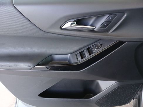 Used 2026 Chevrolet Equinox LT AWD/4WD image 24