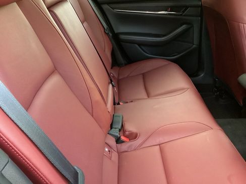 Used 2025 MAZDA MAZDA3 Carbon image 5