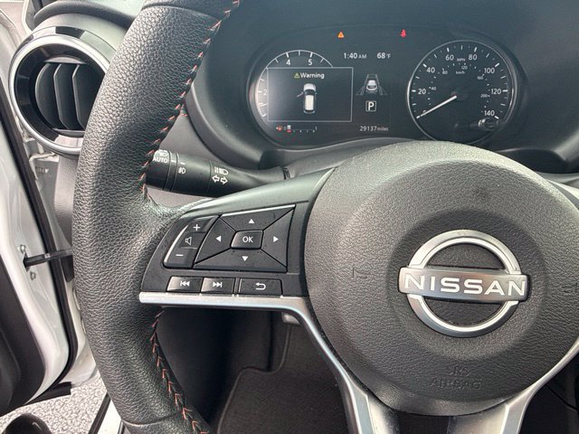 Used 2023 Nissan Kicks SR w/ SR Premium Package FWD image 23