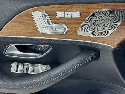 Certified 2025 Mercedes-Benz GLE 350 4MATIC image 19