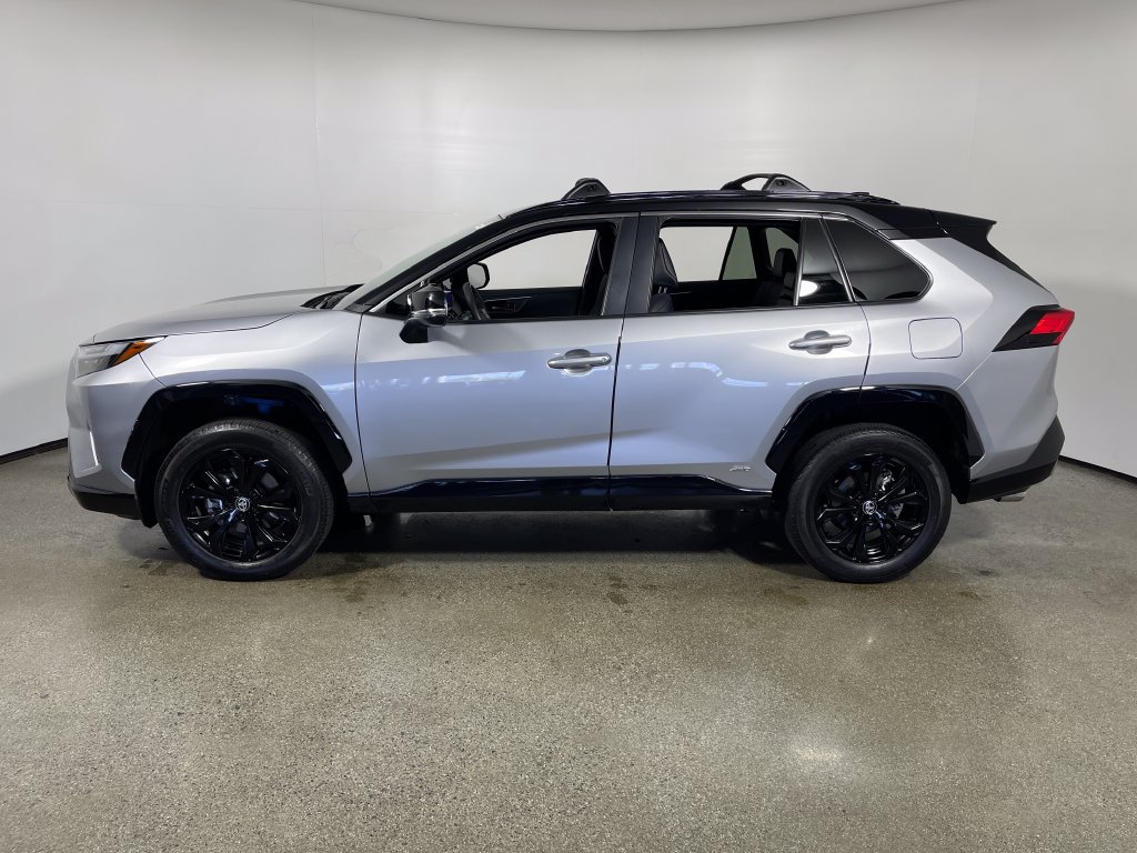 Certified 2024 Toyota RAV4 XSE w/ Weather Package AWD/4WD image 6