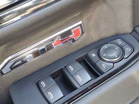 Used 2024 GMC Sierra 1500 AT4 w/ Technology Package image 26