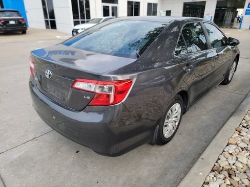 Used 2014 Toyota Camry LE FWD image 7